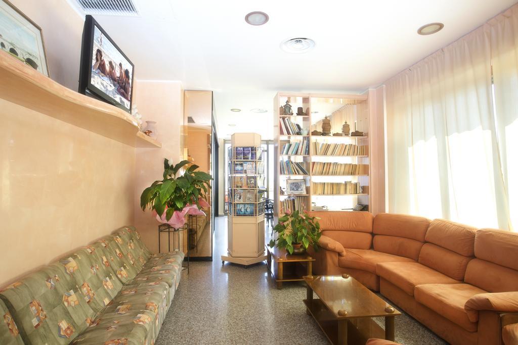 Hotel Usa ริมินี ภายนอก รูปภาพ